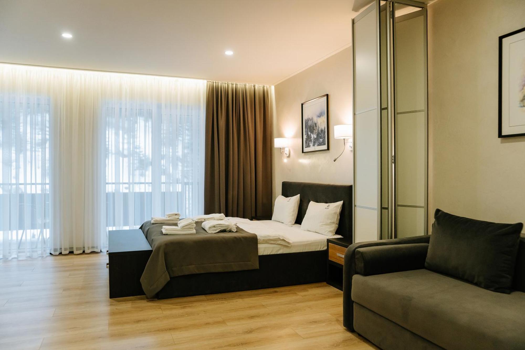 Westhills Cottage Town & Spa 부코벨 외부 사진