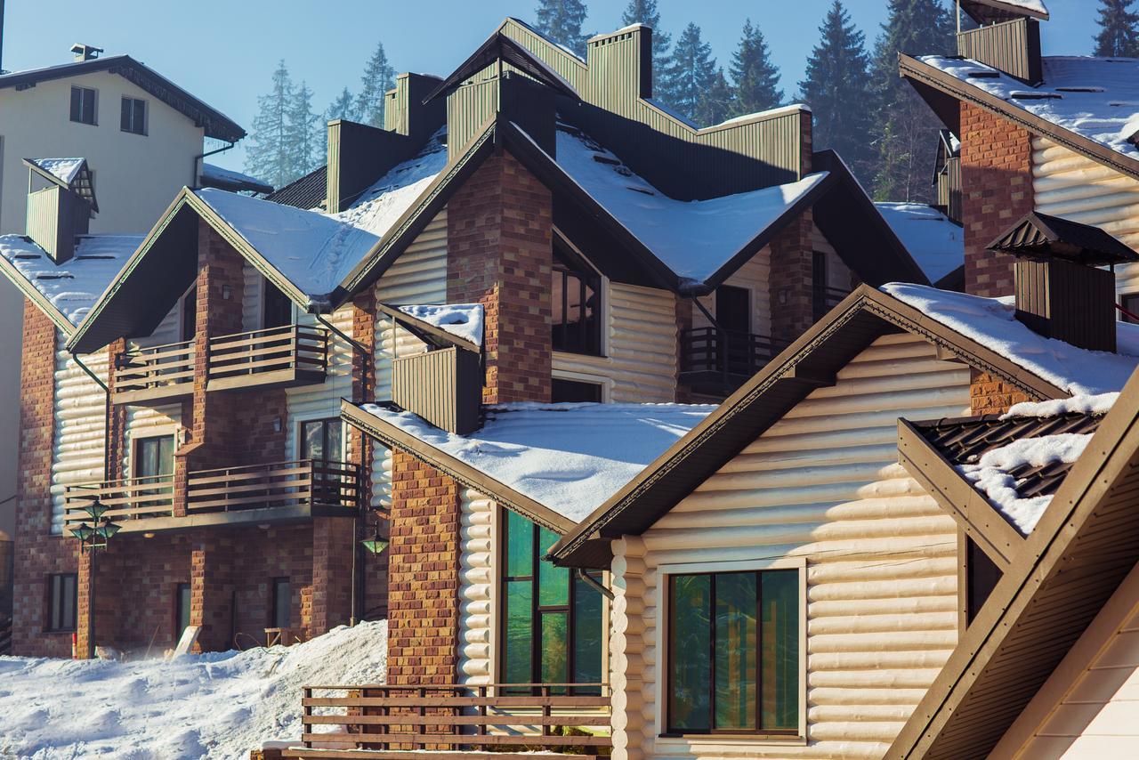 Westhills Cottage Town & Spa 부코벨 외부 사진