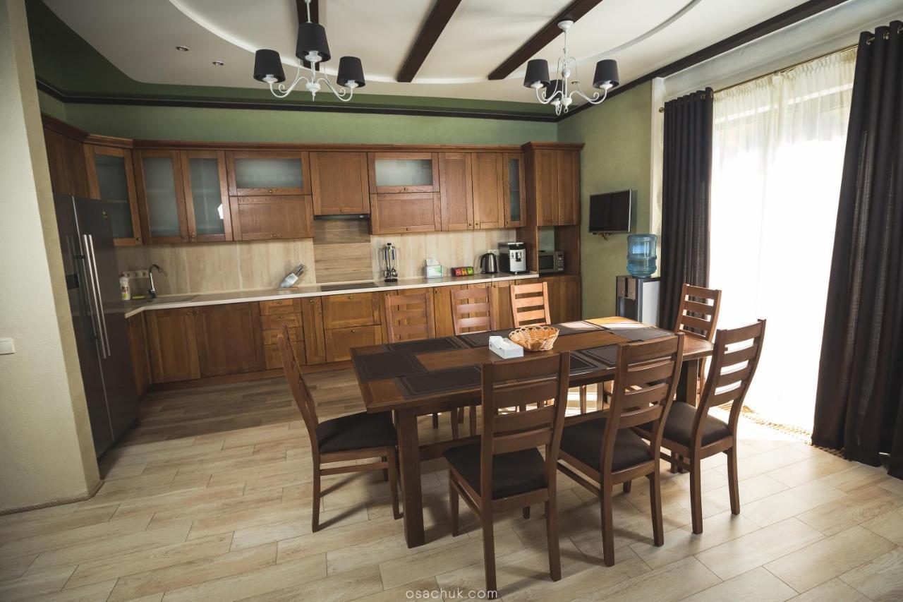 Westhills Cottage Town & Spa 부코벨 외부 사진