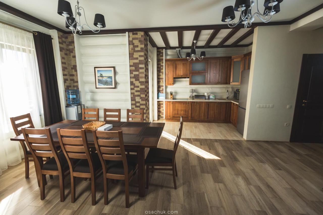 Westhills Cottage Town & Spa 부코벨 외부 사진