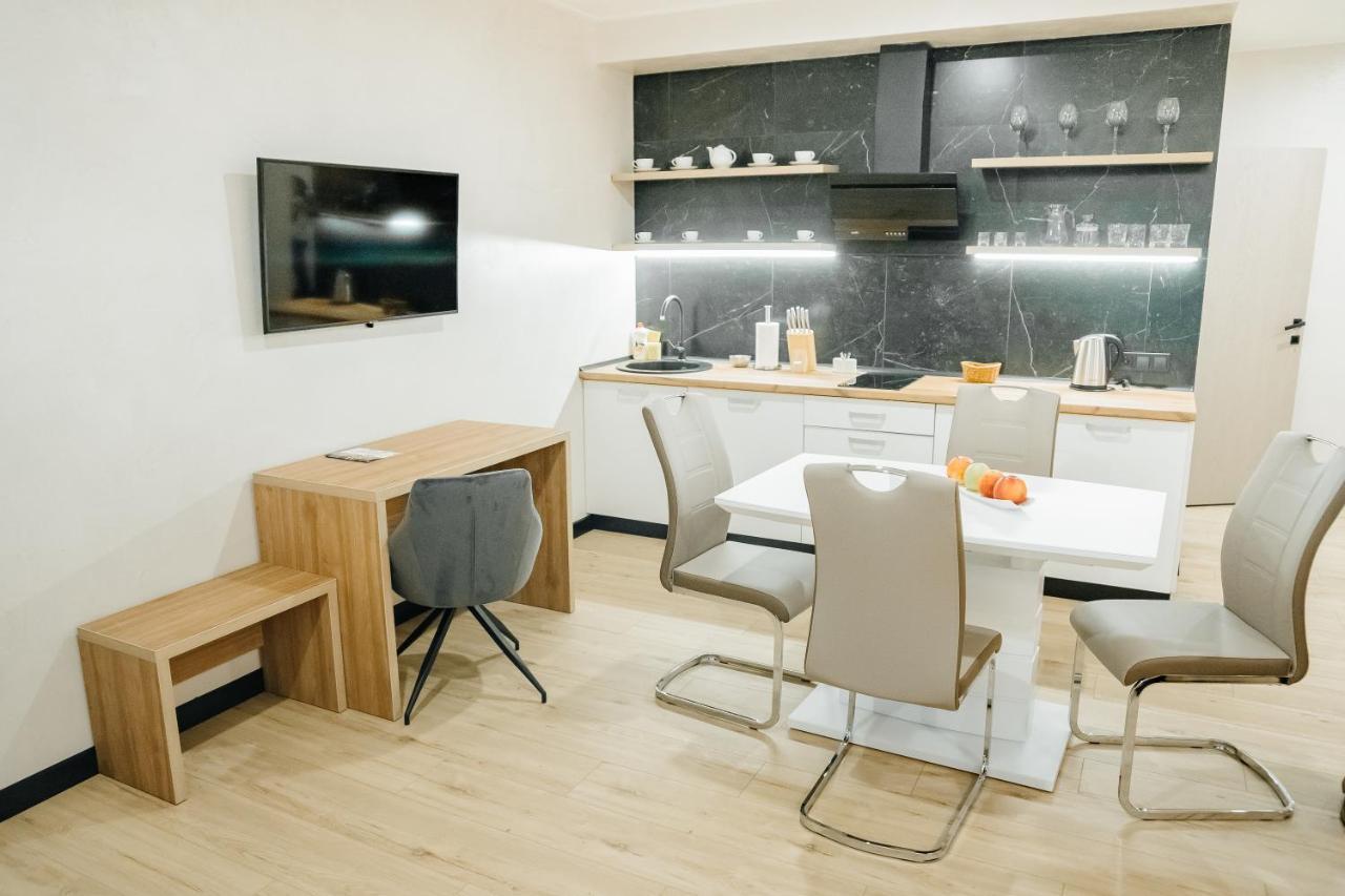 Westhills Cottage Town & Spa 부코벨 외부 사진