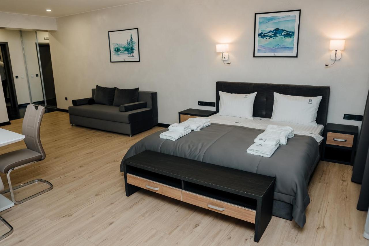 Westhills Cottage Town & Spa 부코벨 외부 사진